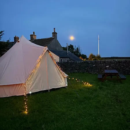 Beehive Bell Tent Peak Forest Exterior foto